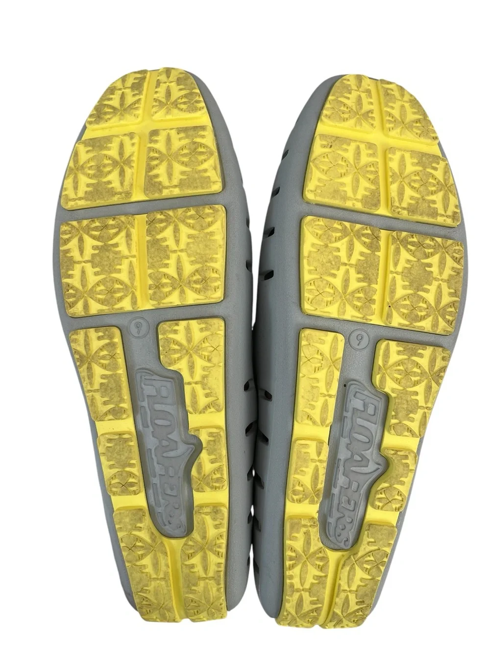 Floafers Country Club Classic Waterproof Driver Gray Yellow Loafers Men’s Size 9